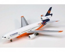 Aeroclassics AC411576 10 Tanker Douglas DC-10-10 N612AX Diecast 1/400 Jet Model picture