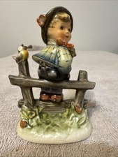 Goebel Hummel Wayside Harmony Figurine 111 First Issue 1999 Boy on Fence TMK7 picture