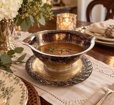 Vintage Wm. Rogers & Son Spring Flower #2013 Silver-Plated Gravy Boat picture