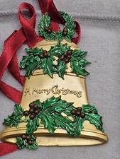 Metropolitan Museum of Art MMA Bell with Holly Ornament 2004 (S6) picture