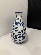 Vintage Bombay Company Blue White Floral Bud Vase 6.25” Chinoiserie Decor picture