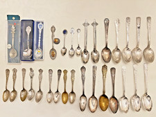 Lot of 30 Vintage World's Fair Souvenir Spoons 1893-1996 Chicago NY St Louis Ect picture