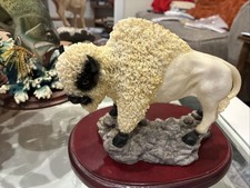 Vintage Young's Inc White Buffalo Bison Figurine Statue Rare picture