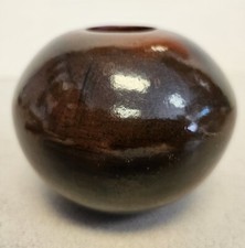 Vintage Michelle Williams NAVAJO Brown Clay Vase STUDIO POTTERY Signed picture