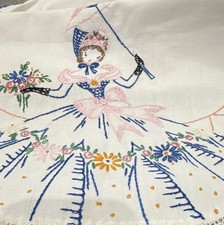 GORGEOUS 1950s Vintage Embroidered Lace Trim Table Runner Lady Umbrella Floral picture