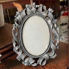 Vintage Art Nouveau Oval Picture Frame 3x4 Silver Tone Grapevine Floral Metal picture