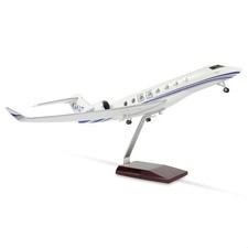 Gulfstream Aerospace G650 N650GO Business Desk Jet Model 1/67 Model AZ Airplane picture
