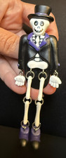 Vintage 1992 Hallmark Halloween Skeleton Pin Brooch Svengoolie Rare picture