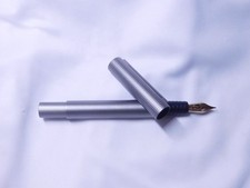 Otto Hutt Design 08 Fountain Pen - Ruthenium - 18K nib - No Box picture