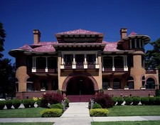 Photo:Unidentified House 1980s Historic Mansion Brick Architecture picture