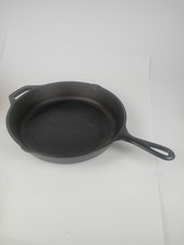 Lodge Cast Iron Skillet 12 Inch 9SK With Assist Handle picture