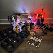 Halloween Huge Decor Lot Party Lights And Skeletons Figure Bake Ware CDs picture