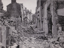 1944 Press Photo WWII Bombed Streets of Coutances France after Normandy Invasion picture