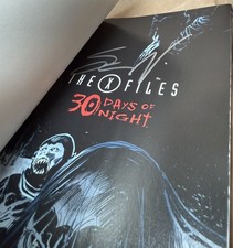 The X-Files 30 Days of Night Paperback IDW DC Comics SIGNED by Steve Niles picture
