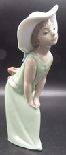VTG Lladro Curious Girl with Straw Hat #5009 - No box EXC picture