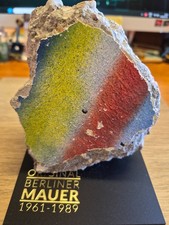 Original Very Large 11 cm Piece of the BERLIN WALL on Perspex Display + COA picture