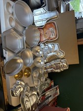 Vintage Wilton Cake Pan Lot 20 Pc Character Novelty Ziggy Astronaut Shuttle Pans picture