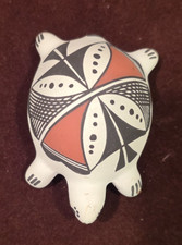 VINTAGE Acoma Pottery Mini Turtle sgnd 