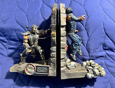 Mortal Kombat 9 Kollectors Edition Scorpion Sub-Zero Bookends + Art Book 2011 picture