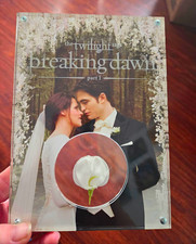 Twilight Breaking Dawn DVD & Wedding Flower Collectible picture