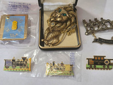 Lot of 6 Vintage Lions Club Pins - Mixed Collection  *Includes:*  1.  Lions Club picture