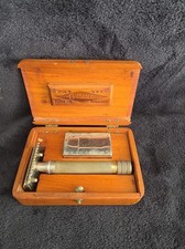 Vintage Gillette Metal Safety Razor Set in Wooden Case with Blade Box picture