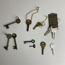 11X Old vintage Keys job Lot Union, Silca, S&S, Squire, Sofi, Abus Mixed Keys picture