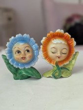 Japan AUTHENTIC VINTAGE  1950s MCM Anthropomorphic Flower  Salt + Pepper Shakers picture
