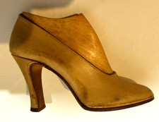 HIGH HEEL LEATHER MINIATURE SHOE, PRE-WAR, FRENCH picture