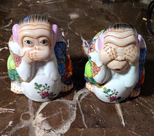 Vintage Hua Rong Tang Zhi Tobacco Leaf Three Wise Monkeys Pair See Hear No Evil picture