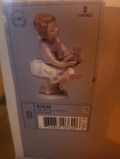 LLADRO Porcelain BEST FRIEND  #7620 In Original Box Made in Spain picture