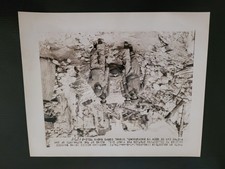 WW2 Original Press Photo American Medics Wounded Soldier Italy San Pietro 1944  picture