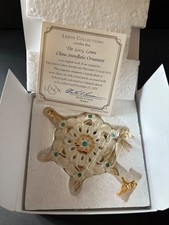 LENOX 2005 CHINA SNOWFLAKE GEM ORNAMENT NIB picture