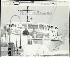 1969 Press Photo President Richard Nixon & Friend Aboard Yacht
