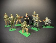 Blue-Box WW2 Lot of 8 U.S. Infantry Diecast Figure Blue Box - Fair Condition picture