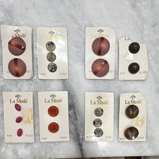 Vintage Lot of Original La Mode Italian Plastic Sewing Buttons, 8 Cards (Lot 6) picture