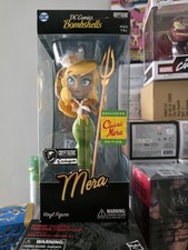 DC Comics Bombshells Mera Exclusive Classic Edition Vinyl Figure picture