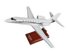 Cessna Citation Sovereign 680 Private Business Desk Jet Model 1/40 SC Airplane picture