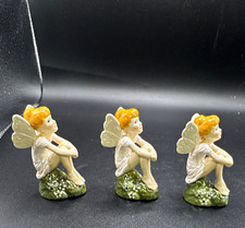  Hagen Renaker Specialty Fairy Daydreaming picture
