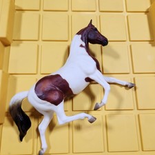 Breyer Collectible Horse - Brown and White Pacer Cm1 picture