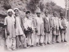 1946 Photo School Boys Nr Topa Murree Hills British India Pakistan Snapshot picture