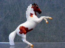 Breyer * Pinto Fighting Stallion * Mountain Ranch Set Stablemate Model Horse picture