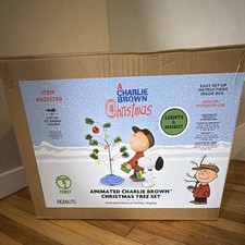 Peanuts 3.5 FT Giving Tree Set Animated Outdoor Decoration Christmas Lowes 2026 picture