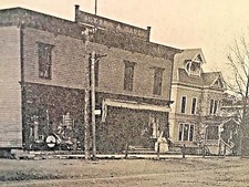 Postcard  Upper Main Street View, Munnsville, NY       Y1 picture
