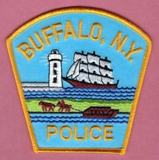 BUFFALO NEW YORK POLICE SHOULDER PATCH LIGHTHOUSE picture