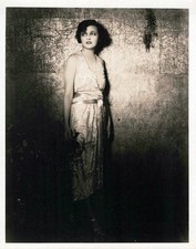 HOLLYWOOD CORINNE GRIFFITH STYLISH POSE STUNNING PORTRAIT MANDEVILLE PHOTO MA92 picture