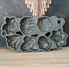 vintage John Wright Cast Iron Flower Cake Pan Rose Floral Cast in USA 13x7.5 in picture