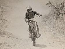 1970's Motocross Scrambles Motorcycle Race Action Photo Wheelie Rider #207 Agfa picture