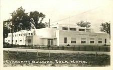 Kansas Iola Community Building 1940s RPPC Photo Postcard 22-3147 picture
