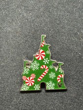 Disney Pin - WDW - Christmas - Castle Fill - Hidden Disney 2020 picture